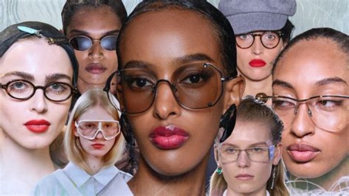 What glasses are in style for 2021?