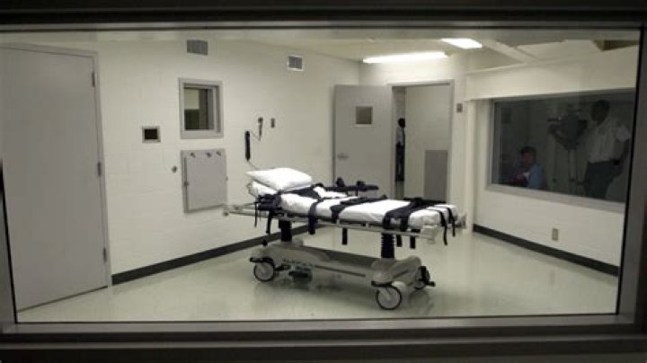 What happens in a botched execution?