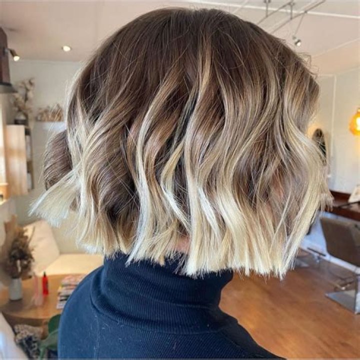 What is a balayage bob?
