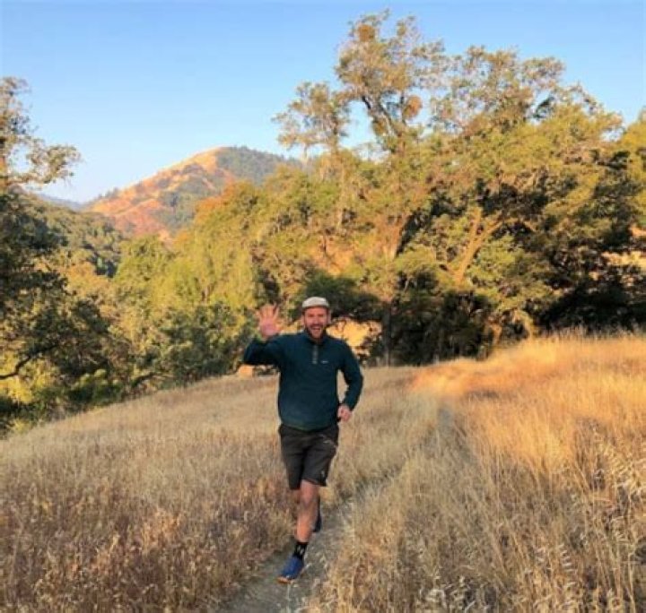 What is a good 100k time?