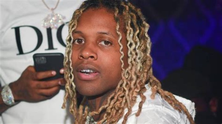 What is Lil Durk's favorite car?