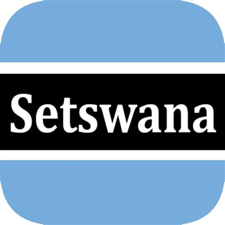 What is Setlogolo in Setswana?