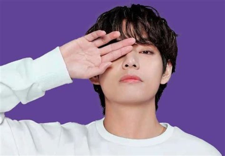 What is Taehyung Kakaotalk ID?