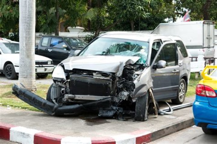 What is the most common cause of car crash deaths?