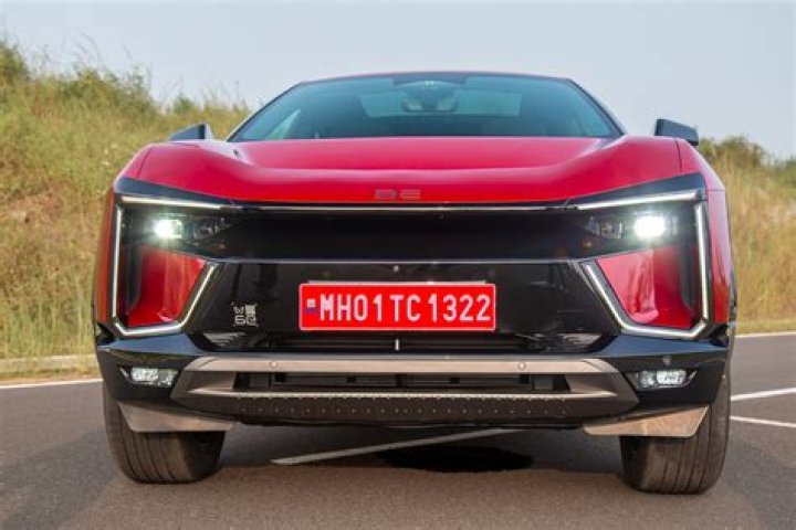 What is the tax on 25 lakhs in India?