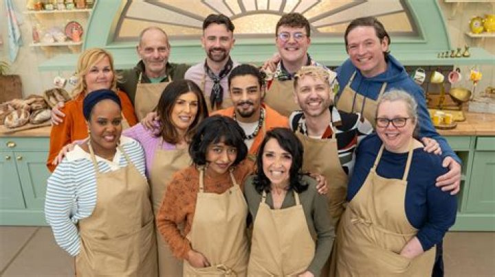 What mixers are used on the British baking show?