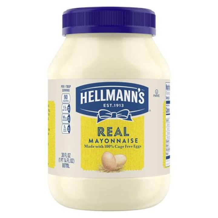 What's in Hellmann's mayonnaise?