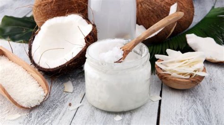 What's the difference between refined and unrefined coconut oil?