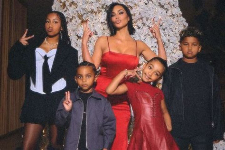Where did the Kardashians stay in Amalfi Coast?