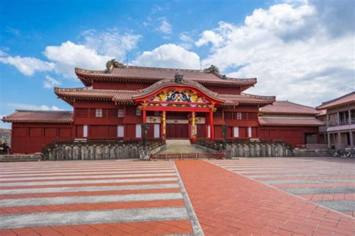 Who built Shuri Castle?