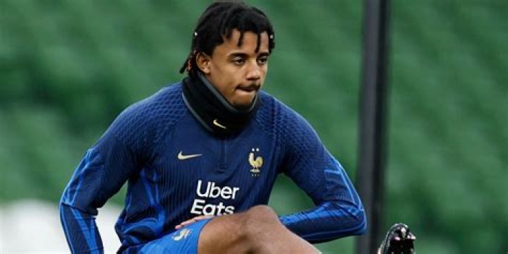 Who is Jules LeBlanc ex?