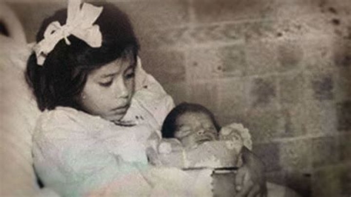 Who is the youngest mom in the world?