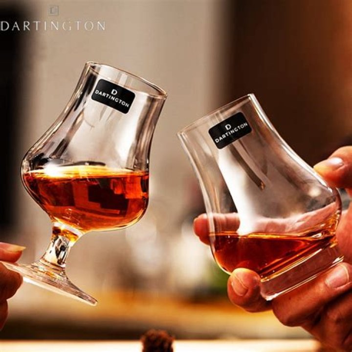 Why do whiskey glasses have thick bottoms?