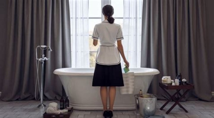 Will Rit dye stain my bathtub?